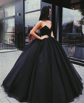 black gorgeous gown