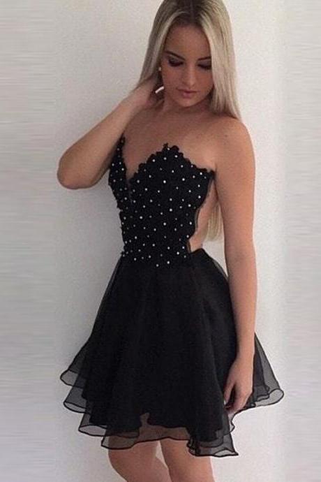 Sexy Simple A-Line Stylish A-Line Jewel Illusion Back Black Chiffon Short Homecoming Dress With Beading 2018 