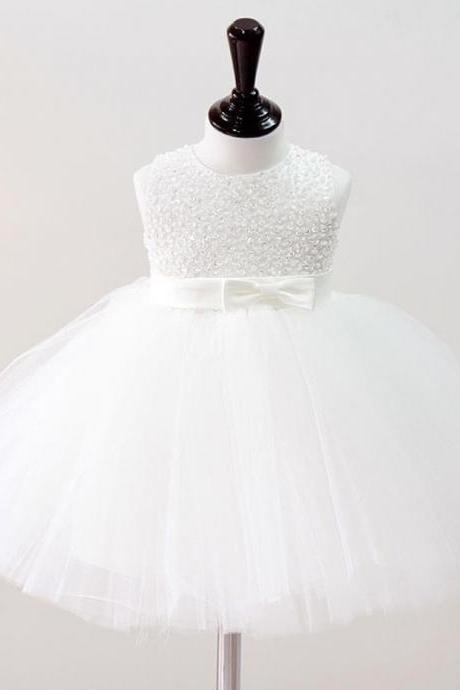 A-Line/Princess Scoop Neck Knee-Length Satin Flower Girl Dress With Sequins Bows